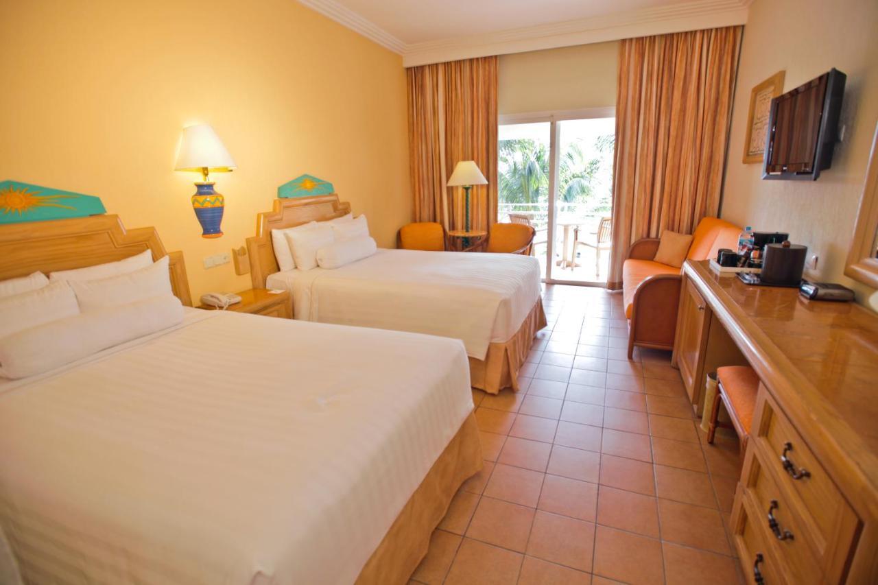 Barcelo Maya Colonial Xpu Ha Εξωτερικό φωτογραφία